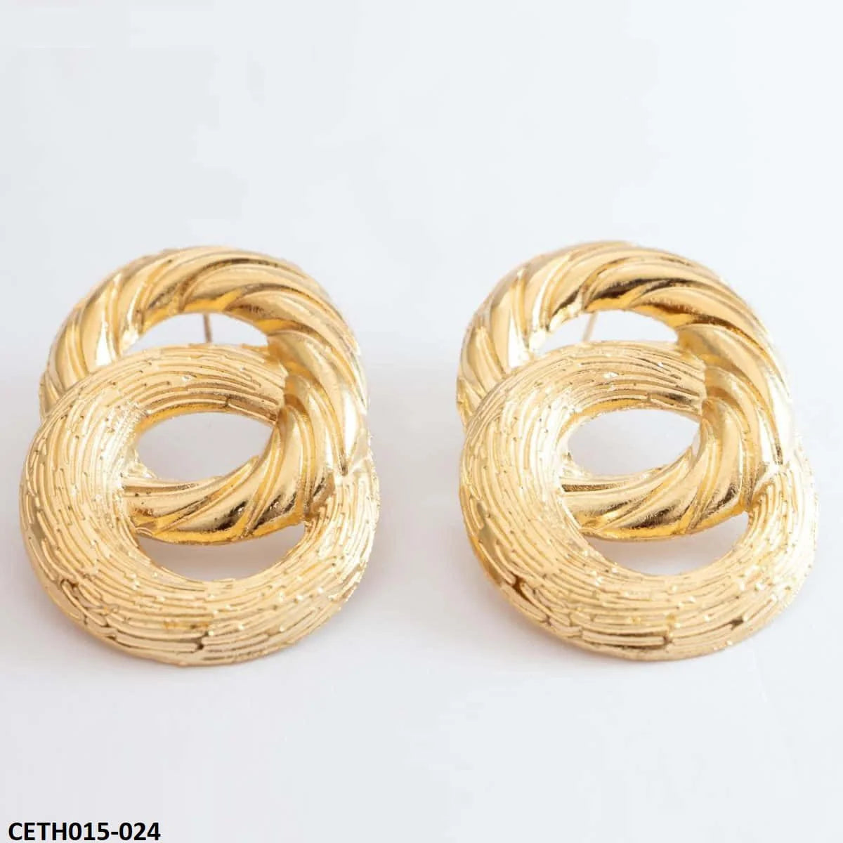 CETH015 SDQ Round Tops Pair